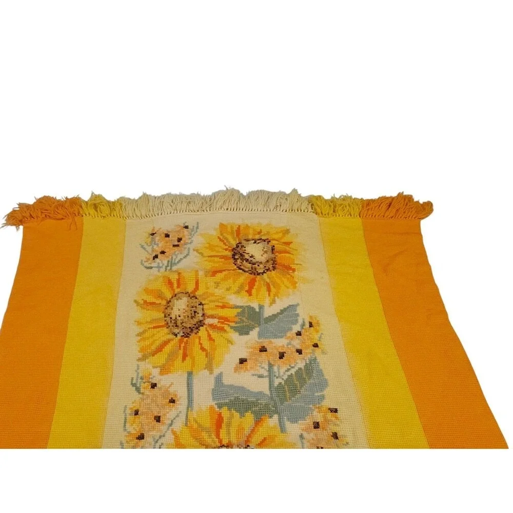 Vintage Handmade Sunflower Knit Throw Blanket‎ Orange Yellow Fringe 76x48 Retro